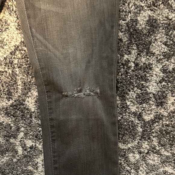 Old Navy Charcoal Rockstar Jeans - Picture 4 of 7